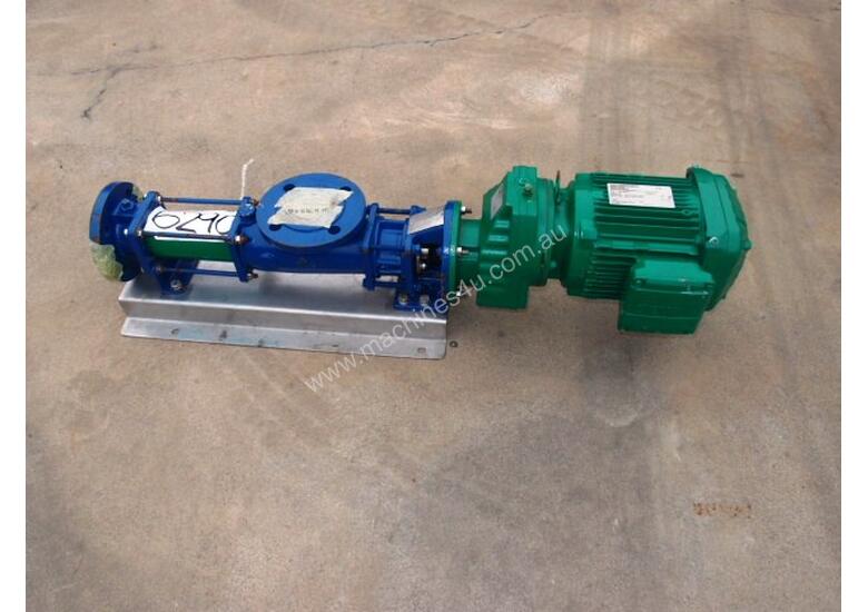 caption Helical Rotor Pump, IN/OUT: 50mm Dia
