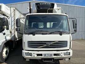 Volvo FL250 (FL6H) 4 x 2 Refrigerated Truck - picture0' - Click to enlarge