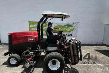 Reelmaster 7000-D: 49hp - Powerful, Heavy-Duty Design to Tackle Tough Terrain