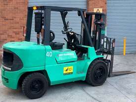 Mitsubishi 4T Diesel Forklift with Container Mast FOR SALE - picture0' - Click to enlarge