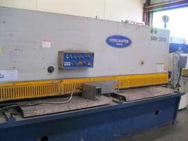 Steelmaster 3200mm x 12mm Hydraulic Guillotine - picture0' - Click to enlarge