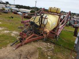 HARDI TRAILING BOOM SPRAYER - picture0' - Click to enlarge