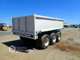 1989 HOWARD PORTER TRI AXLE TIPPING PIG TRAILER - picture0' - Click to enlarge