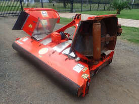 Howard S2 340 Slasher Hay/Forage Equip - picture2' - Click to enlarge