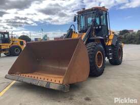 2018 JCB 426HT - picture0' - Click to enlarge