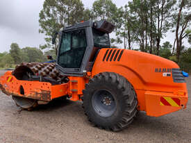 Hamm 3520 Vibrating Roller Roller/Compacting - picture2' - Click to enlarge