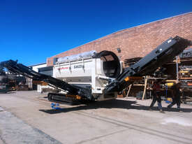 NEW TRACKED SA620 TROMMEL - picture0' - Click to enlarge
