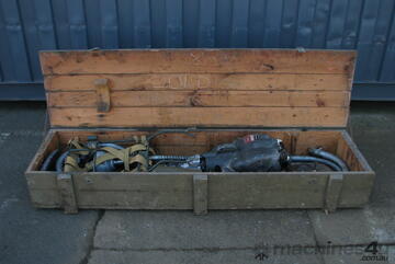 Pionjar BR51 Rock Breaker Jack Hammer