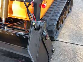 Perkins Tracked Mini Skid Steer Loader  - picture2' - Click to enlarge