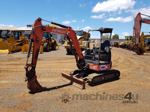 2011 Hitachi / Zaxis ZX30U-3F Excavator *CONDITIONS APPLY*