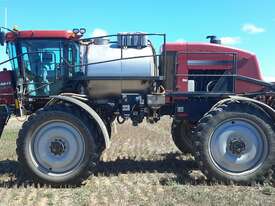 Case IH SPX4420 Patriot Self Propelled Sprayer - picture0' - Click to enlarge