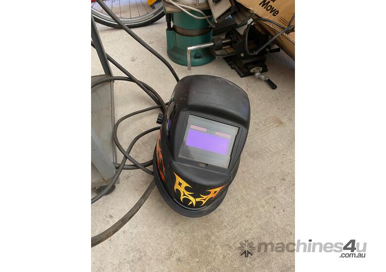 New lincoln electric Lincoln Electric Inverter Mig Welder SP170T