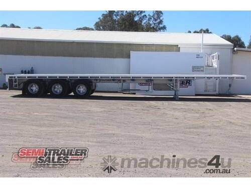 Vawdrey Semi 22 Pallet Flat Top Trailer