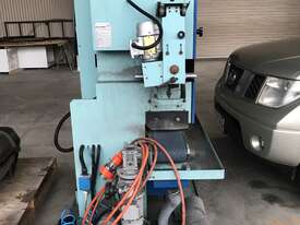 DUO Grinding machine for Flat and Round parts - picture0' - Click to enlarge