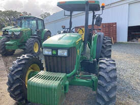 John Deere 5105M FWA/4WD Tractor - picture0' - Click to enlarge