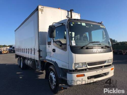 2000 Isuzu FTR800