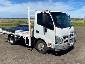 Hino 300 Series - picture0' - Click to enlarge