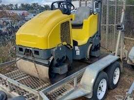 Wacker Neuson double drum roller with trailer  - picture0' - Click to enlarge