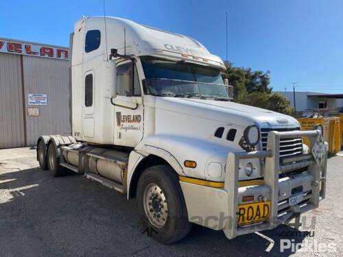 2003 Freightliner Century class