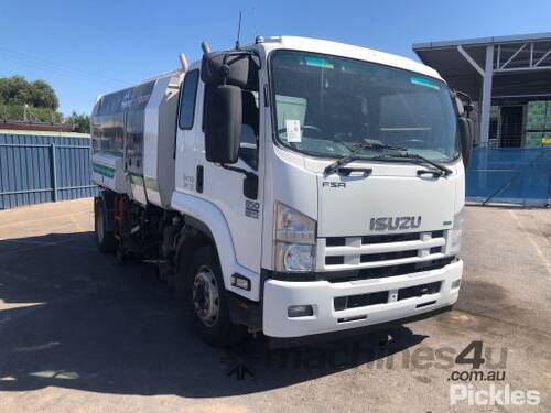 2015 Isuzu FSR 850