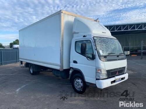 2006 Mitsubishi Canter 7/800