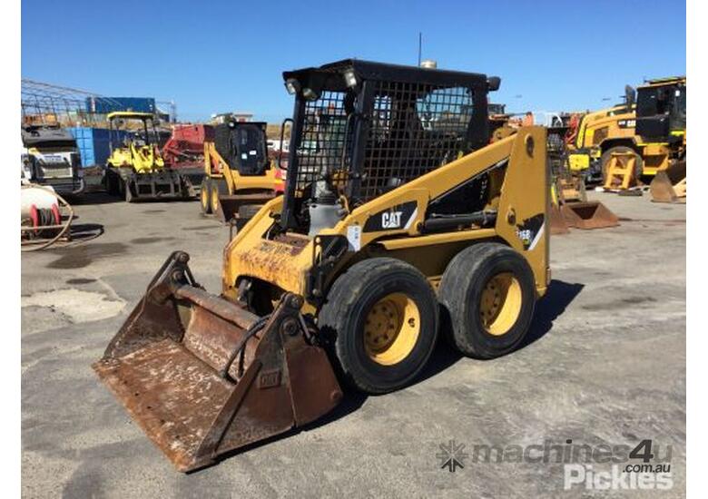 Used CAT Caterpillar 216B Electrical Scissor Lift in , - Listed on ...