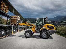 L 506 Compact Wheel loader - picture2' - Click to enlarge