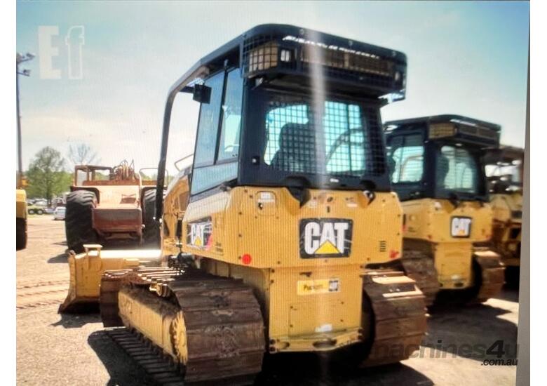 caption 2016 CAT D3K2 LGP 1,600 hrs Stock No. 002