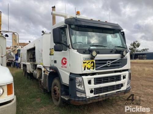 2011 Volvo FM370