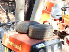 WESTWOOD RIDE ON MOWER WITH TRAILER - picture2' - Click to enlarge