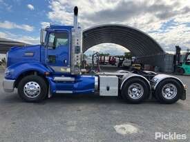 2014 Kenworth T409 - picture1' - Click to enlarge