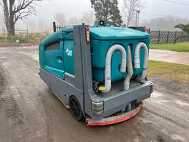 Tennant M20  Sweeper Sweeping/Cleaning - picture1' - Click to enlarge