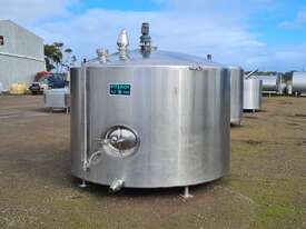 5700lt STAINLESS STEEL TANK, MILK VAT - picture0' - Click to enlarge