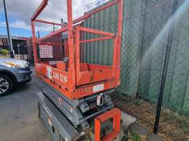 Skyjack Electric Scissor Lift - 19ft - LESS THAN 200HRS! - picture0' - Click to enlarge