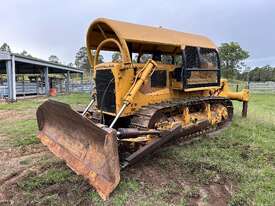 1970 CAT D7G DOZER w/ STICKRAKE - picture1' - Click to enlarge