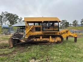 1970 CAT D7G DOZER w/ STICKRAKE - picture2' - Click to enlarge