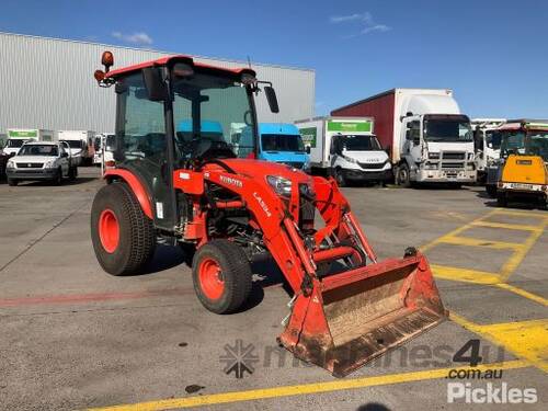 Kubota B3150 Tractor / Loader