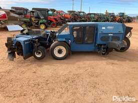 2017 Weiss McNair JD80LP Nut Sweeper - picture2' - Click to enlarge