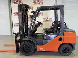 2015 TOYOTA 32-8FG30 MODEL   LPG GAS FORKLIFT 4500 CONTAINER MAST - picture0' - Click to enlarge