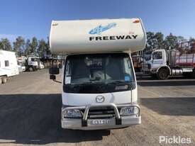 2001 Winnebago Freeway Campervan - picture0' - Click to enlarge