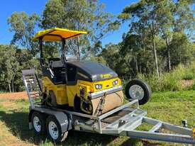 BOMAG Roller and Trailer - picture0' - Click to enlarge