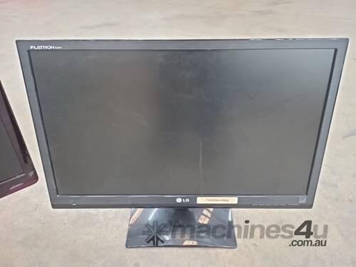 4 X assorted computer monitors