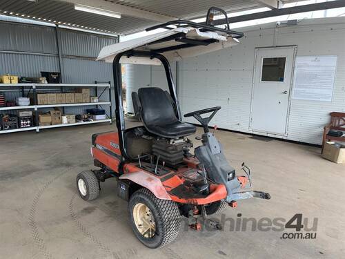 KUBOTA F3060 MOWER (NO DECK)