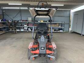 KUBOTA F3060 MOWER (NO DECK) - picture0' - Click to enlarge