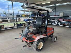 KUBOTA F3060 MOWER (NO DECK) - picture1' - Click to enlarge