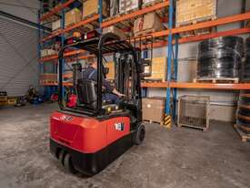 CPD18TV8 3-WHEEL ELECTRIC COUNTERBALANCE FORKLIFT - picture0' - Click to enlarge
