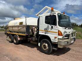 2008 HINO FM1J SERIES WATER TRUCK - picture0' - Click to enlarge