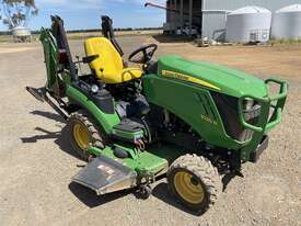 John Deere 1025R - picture0' - Click to enlarge