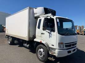 2009 Mitsubishi FM600 Refrigerated Pantech - picture0' - Click to enlarge
