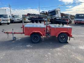 2010 The Trailer Factory HD Solar Powered Traffic Light Trailer - picture2' - Click to enlarge